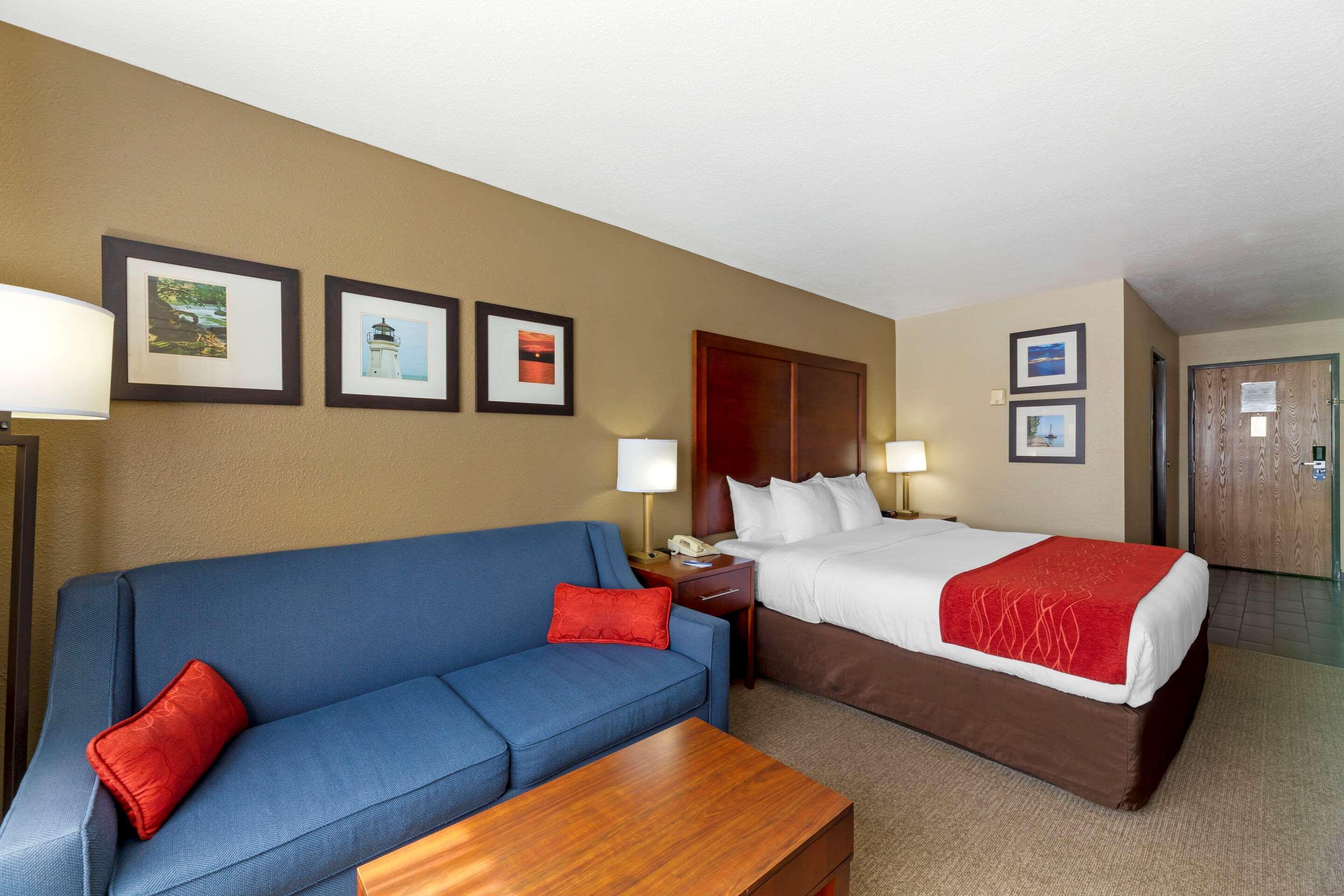 Comfort Inn River's Edge Huron Eksteriør bilde