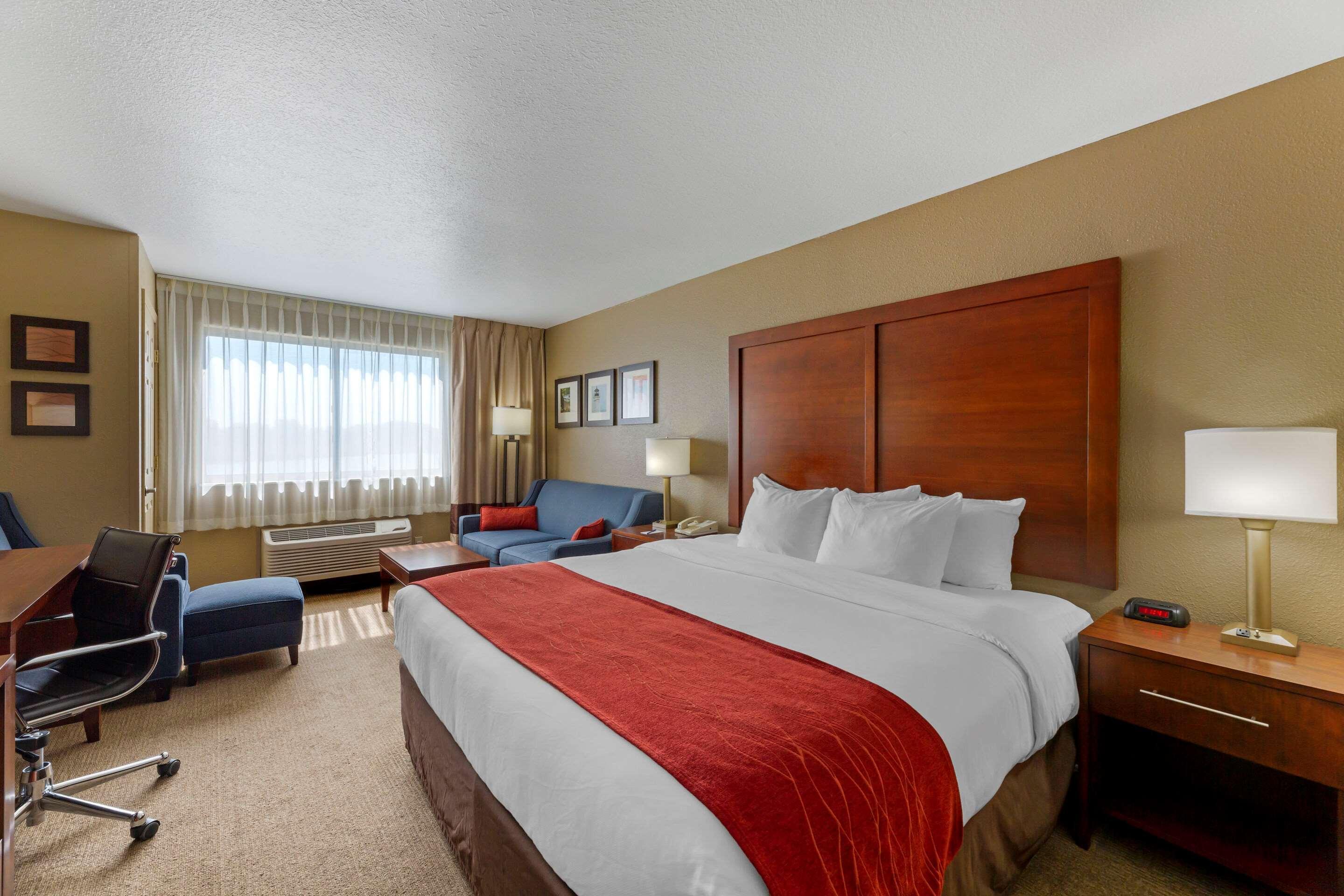 Comfort Inn River's Edge Huron Eksteriør bilde