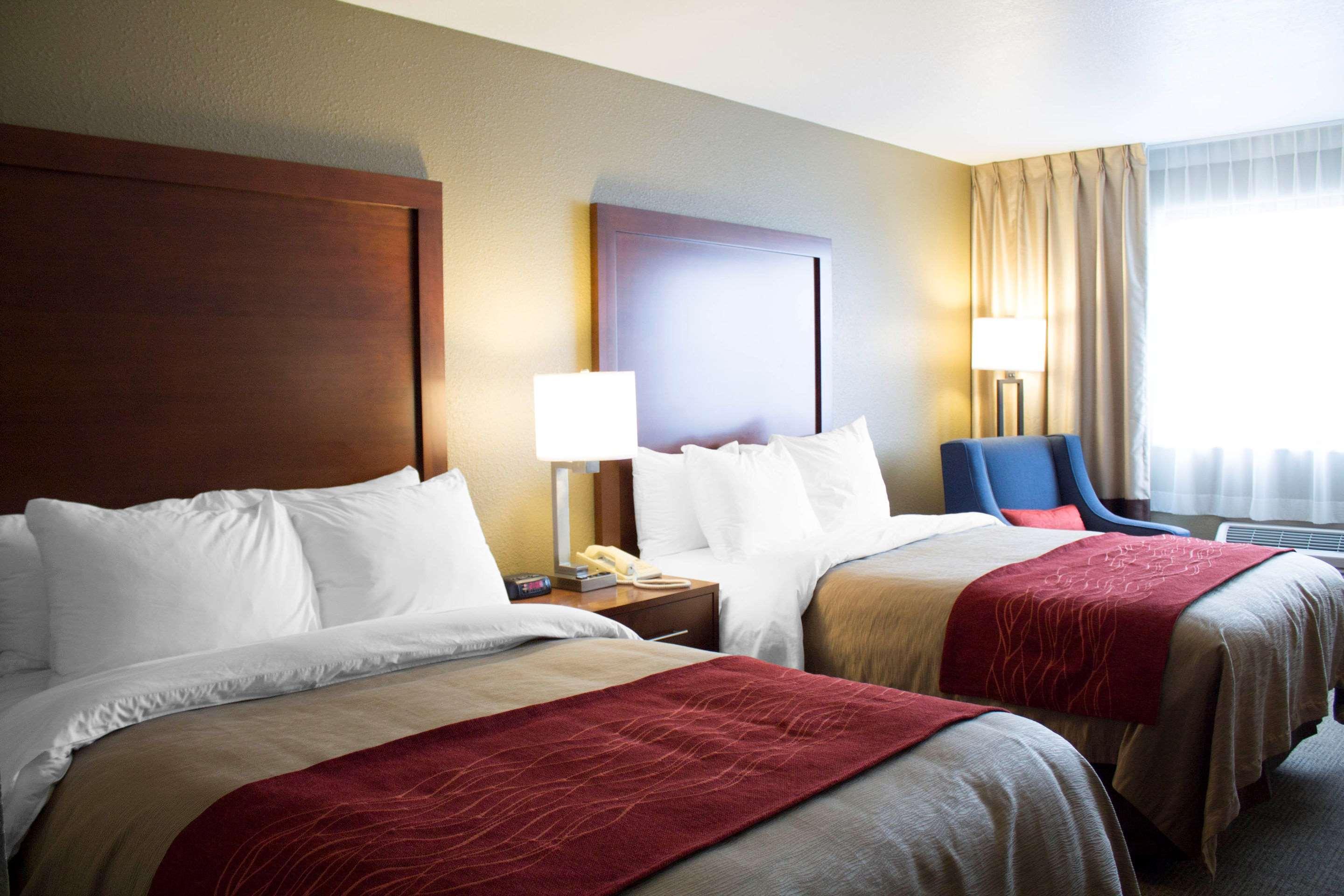 Comfort Inn River's Edge Huron Eksteriør bilde